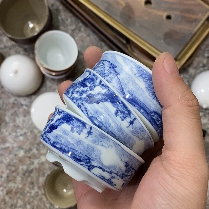 陶瓷艺术品及陶瓷壶