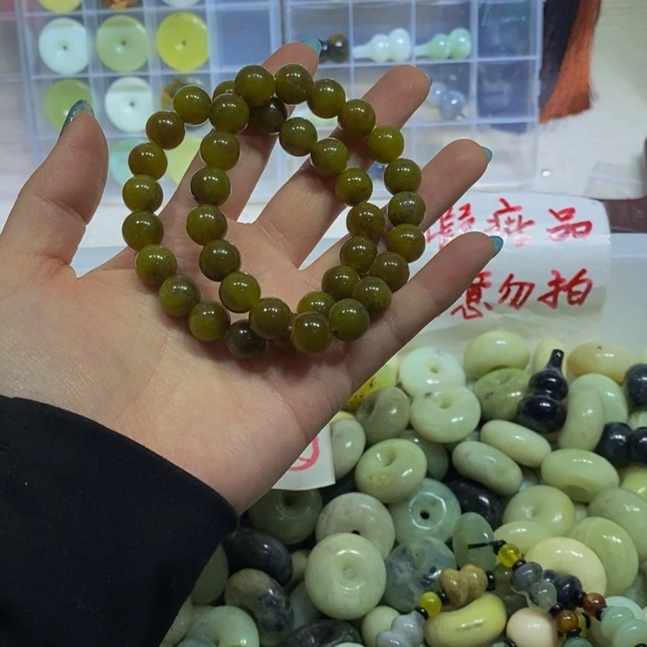 蛇纹石玉未镶嵌毛衣链243