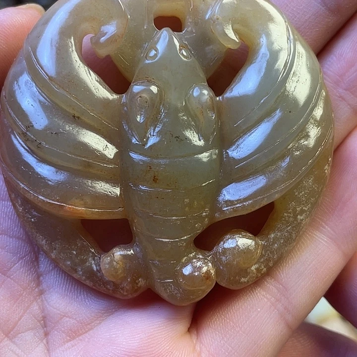 未镶嵌和田玉（糖玉）挂件