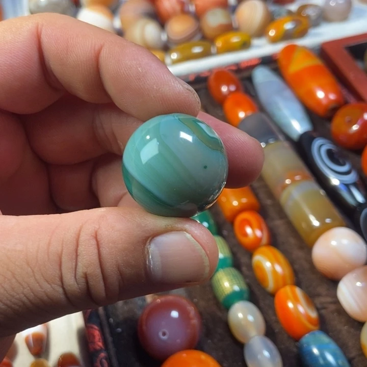 玛瑙/玉髓未镶嵌珠宝半成品绿缠丝25单珠