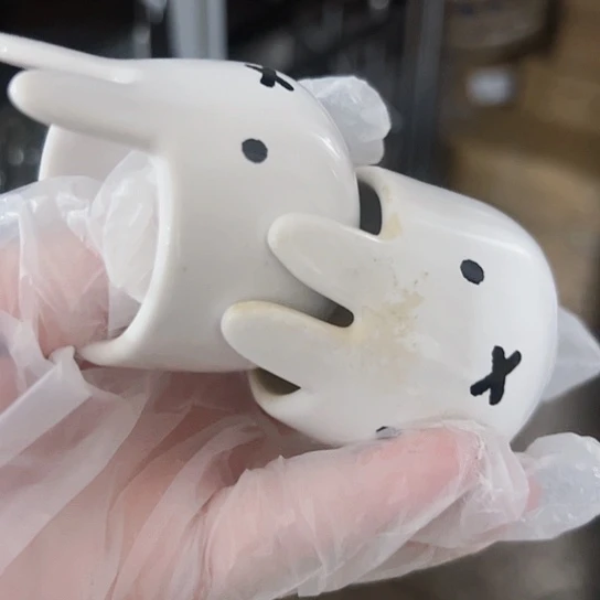 炉y***y微瑕可爱可爱可爱满20包邮