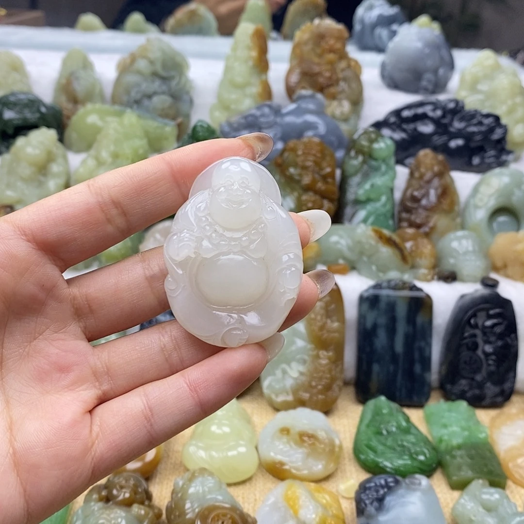 和田玉未镶嵌颈饰