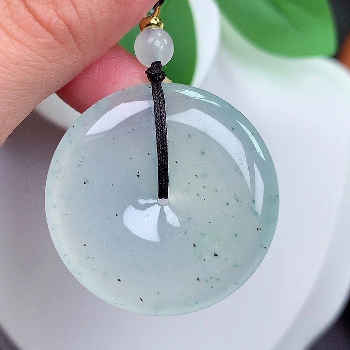 颈饰未镶嵌翡翠平安扣 36.9x6.4mm