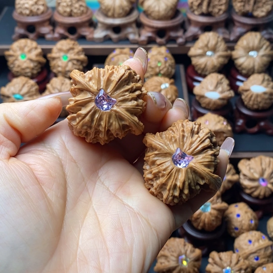 文玩核桃吊坠山地磨