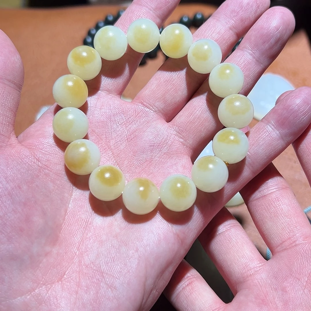 和田玉未镶嵌手链