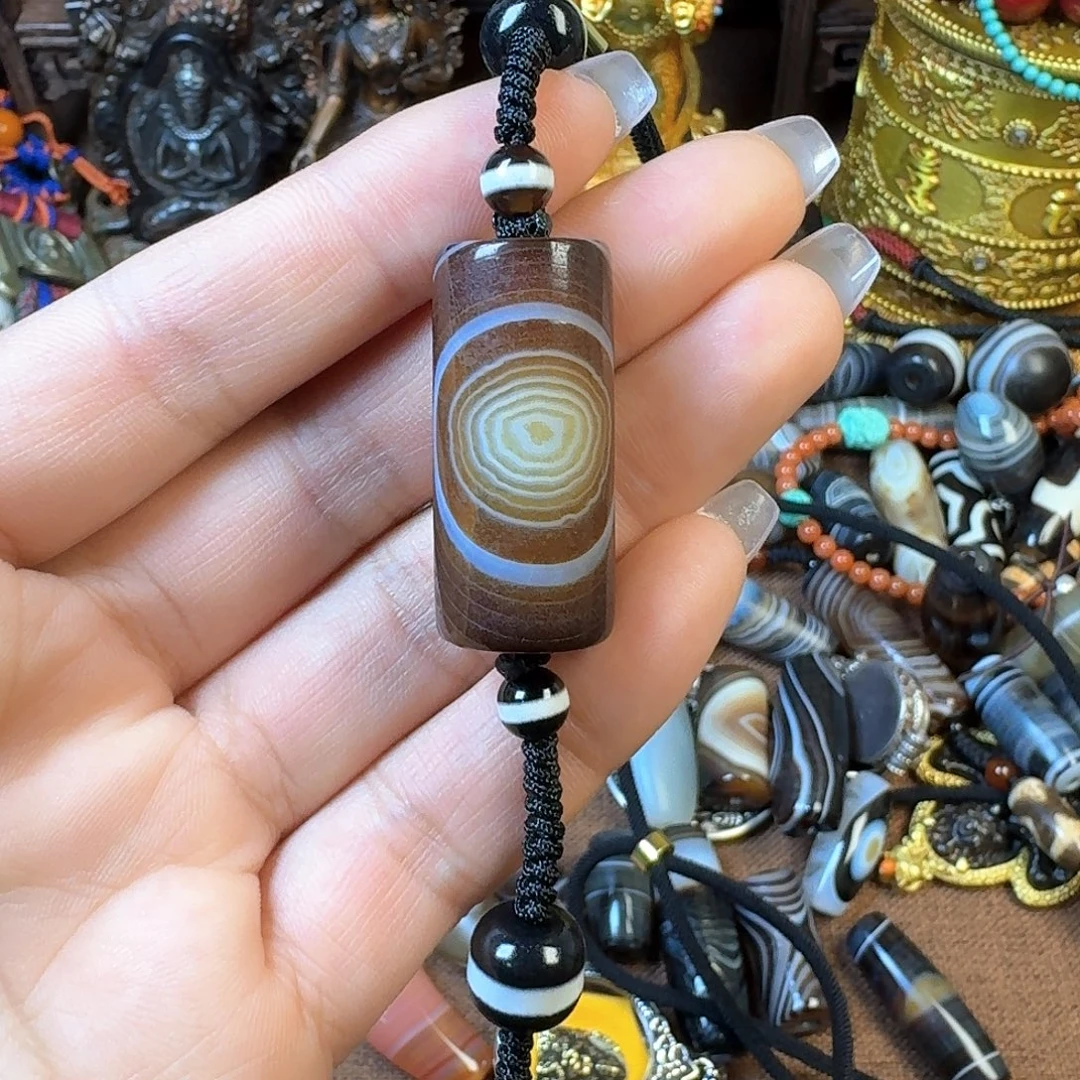 泥塑扎西德勒独特设计