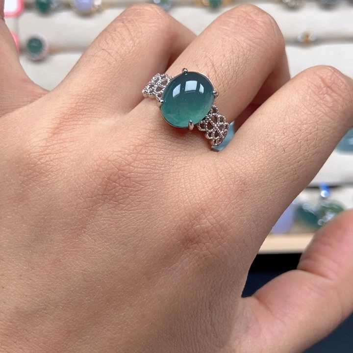 翡翠未镶嵌戒指戒指