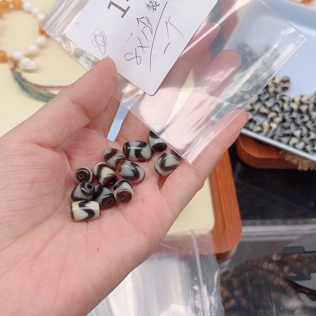 珠宝半成品未镶嵌水晶143 。