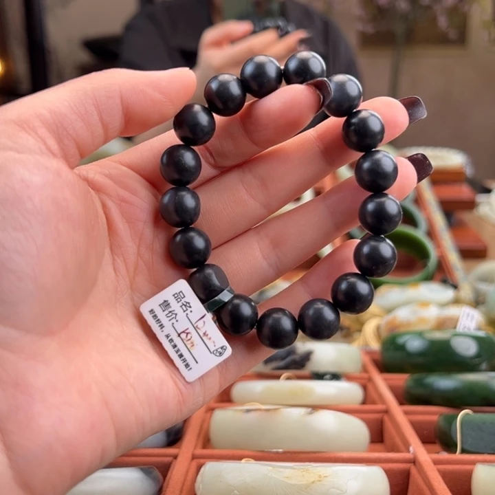 和田玉（墨玉）未镶嵌手串聚墨青花手串