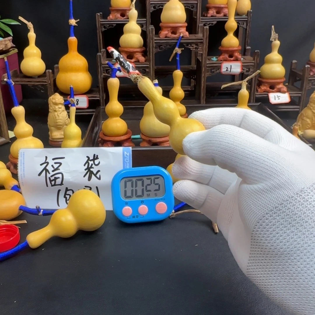 嘎***.有机玻璃摆件等各种工具