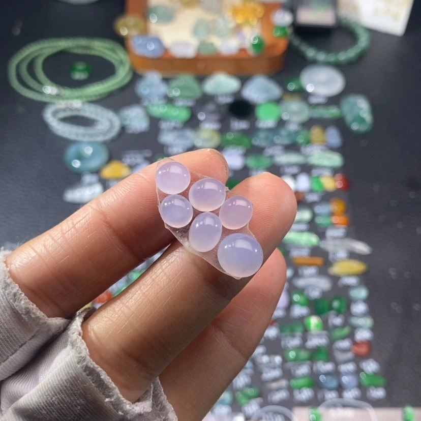 【闪购商品】翡翠挂件未镶嵌蛋