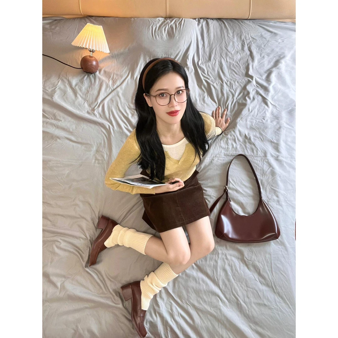 美式覆古灯芯绒半身裙女春秋新款法式刺绣高腰显瘦纯女A字短裙子