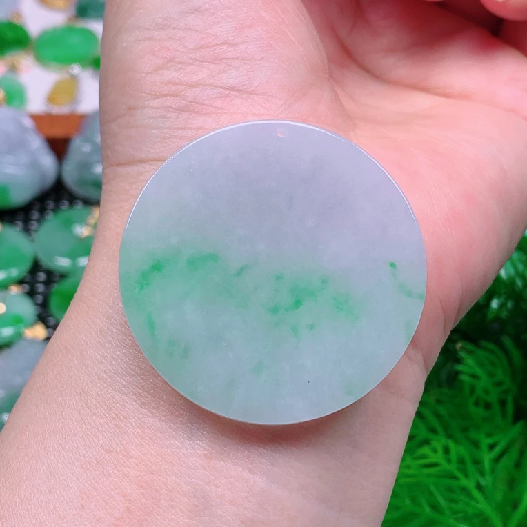 缅甸天然翡翠A货 冰润飘绿圆无事牌163/926(尺寸41.2x3.8)