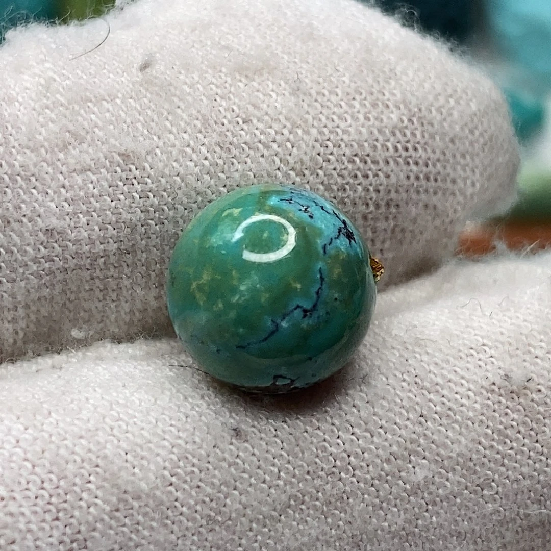 绿松石未镶嵌天然原矿 带武汉地大证书