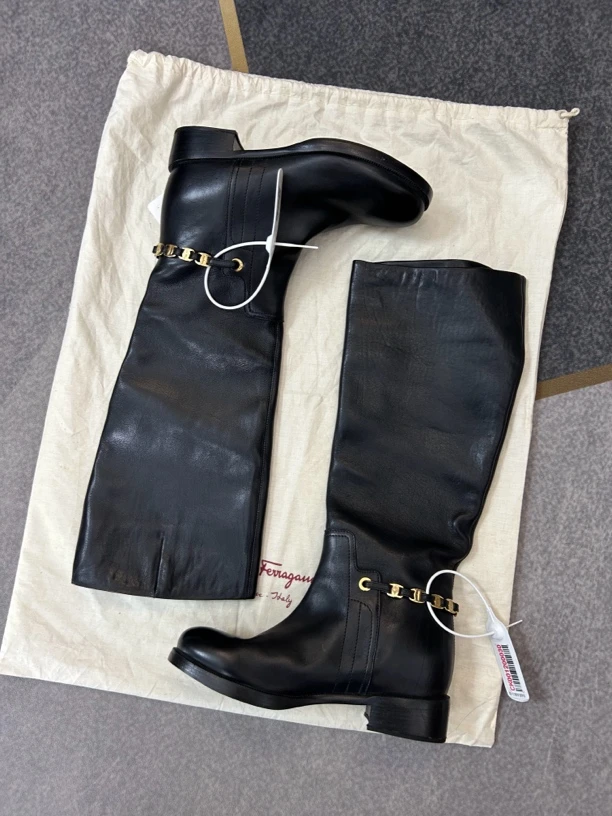 99新 FERRAGAMO/菲拉格慕 黑色长靴三六码