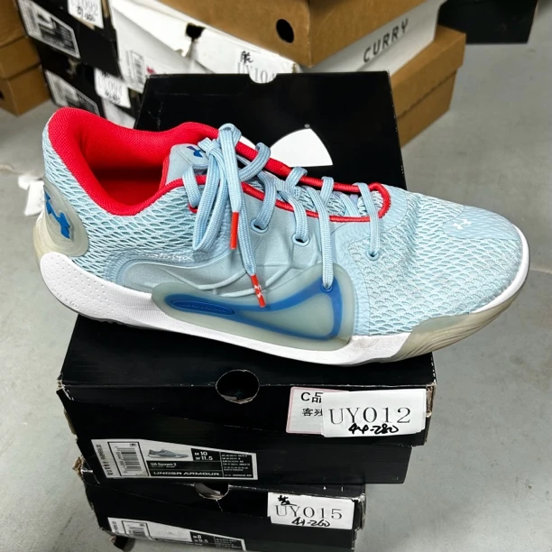 安德玛断号-运动鞋-UY012