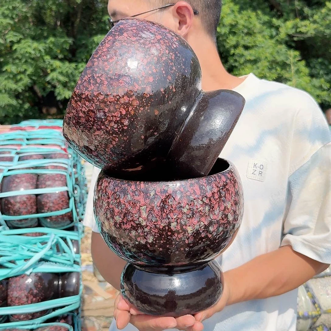 紫砂花盆口19高19（两个紫球