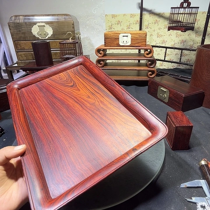 微凹黄檀（南美大红酸枝）