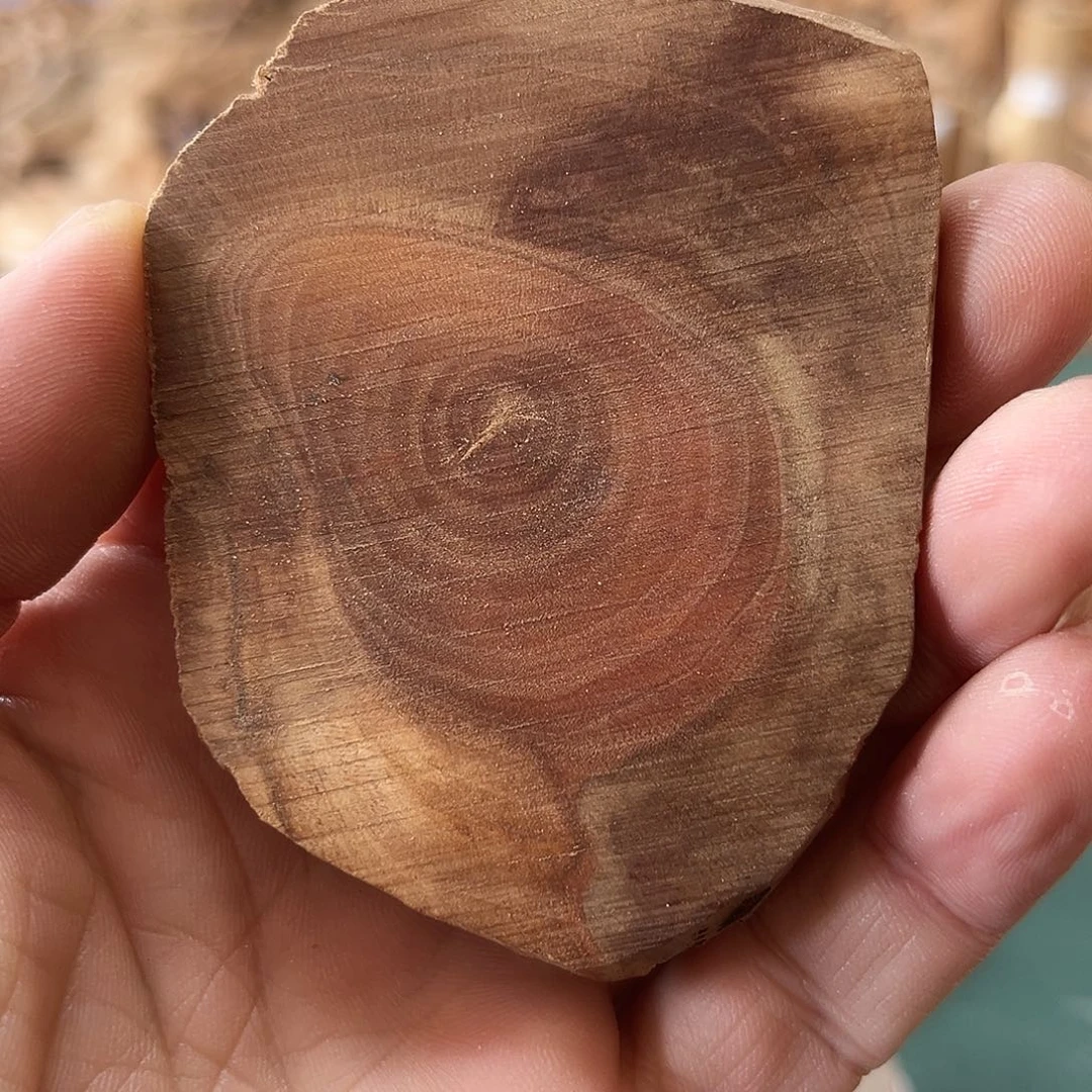 檀香木其他老山檀木片0.7厚度