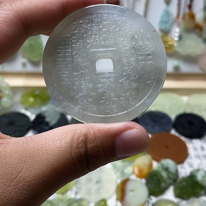 合金蛇纹石玉颈饰