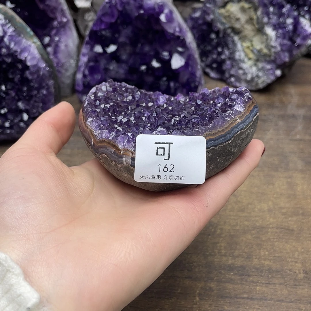紫晶未镶嵌大型摆件（非配饰）