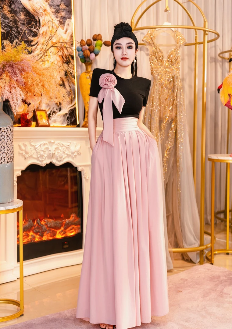 【星姐推荐】星原创高级定制【樱陵】设计师款轻奢名媛粉色半身裙