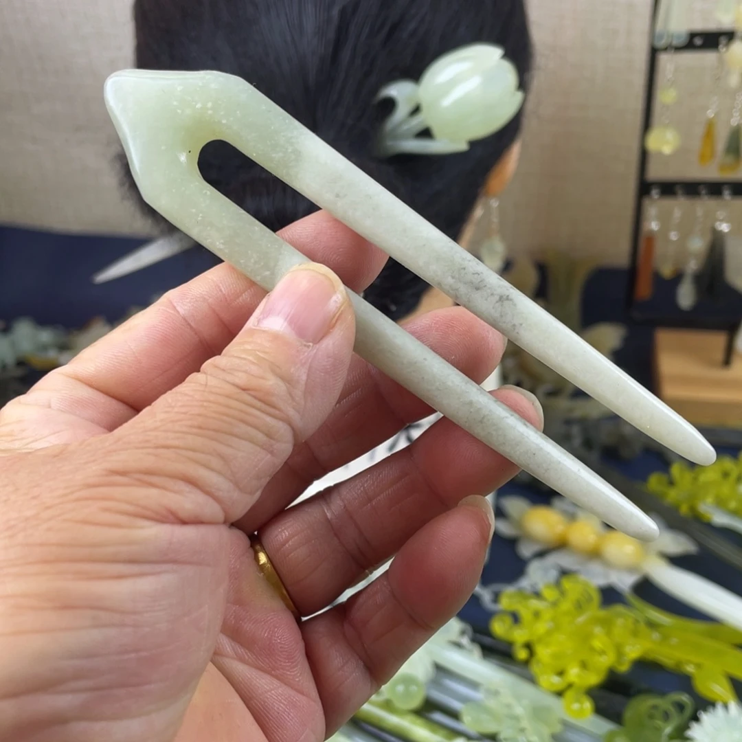 蛇纹石玉未镶嵌发饰