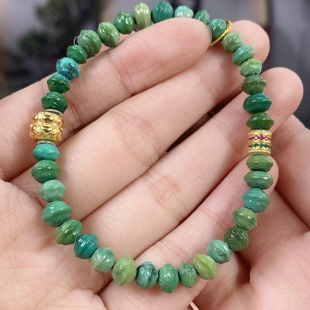 绿松石未镶嵌珠宝奇石