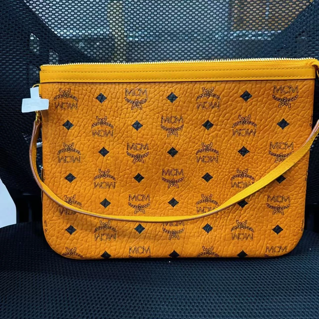 95新 MCM 干邑色手提包070 4325