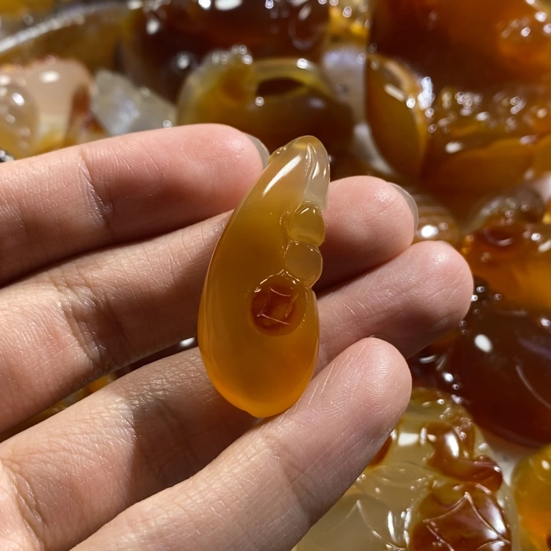 玛瑙/玉髓玛瑙福瓜未镶嵌