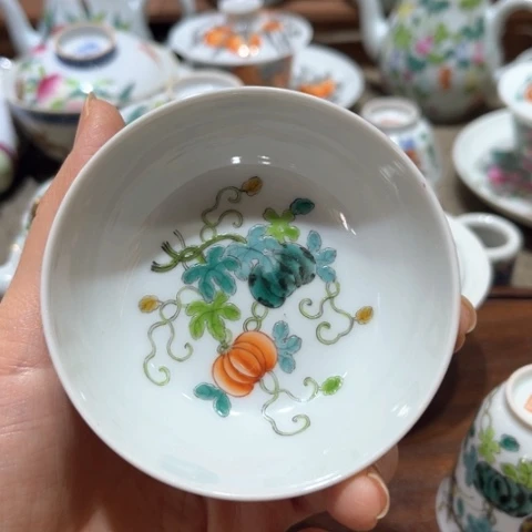 手绘茶杯盖碗壶承陶瓷