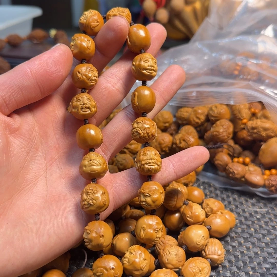 橄榄核其他十八罗汉手持