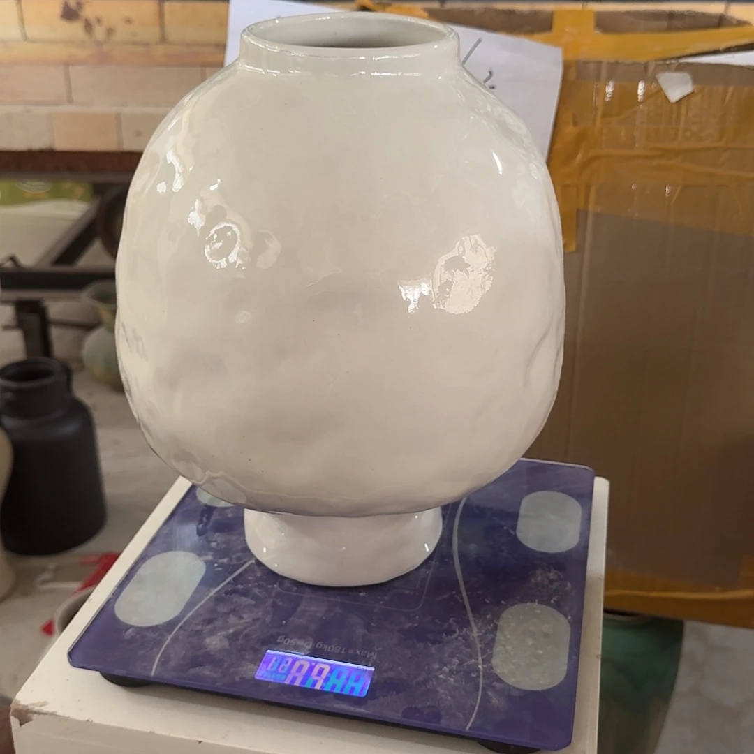 景德镇陶瓷花瓶微瑕