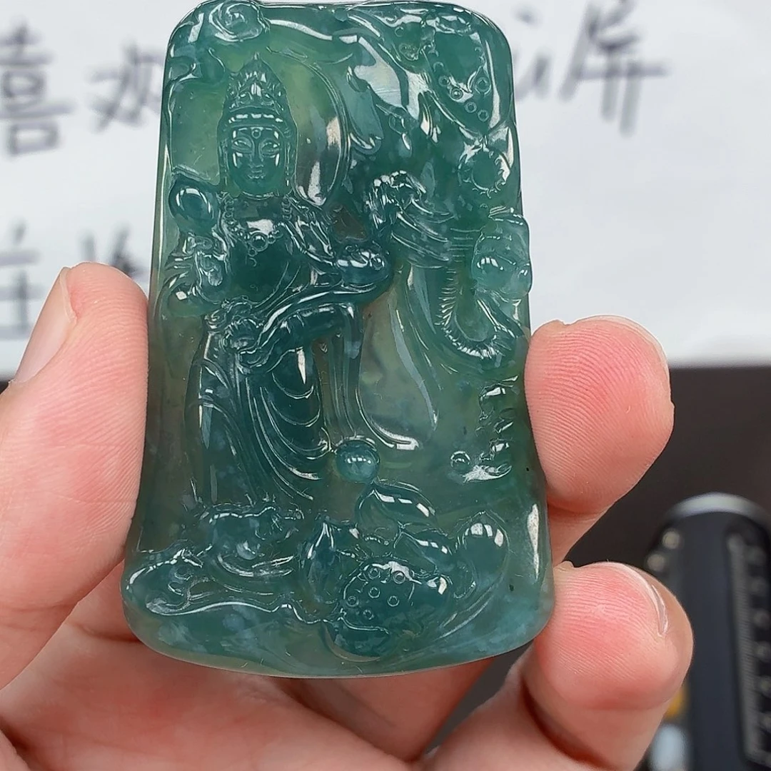 翡翠未镶嵌颈饰52