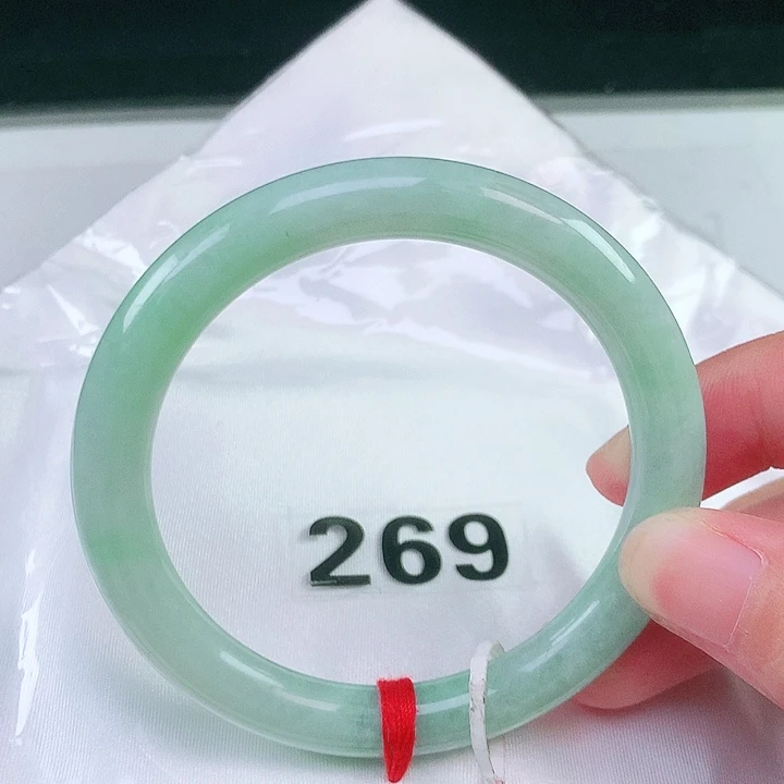 翡翠未镶嵌手镯翡翠手镯