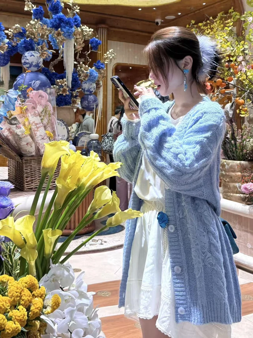 2025秋季新款韩系慵懒风麻花毛衣开衫针织上衣气质百搭半裙套装