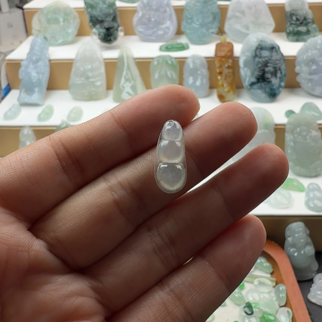 桃***喜项链未镶嵌翡翠翡翠