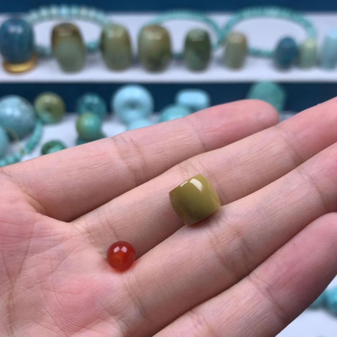 【闪购商品】南红玛瑙未镶嵌珠宝奇石˗****