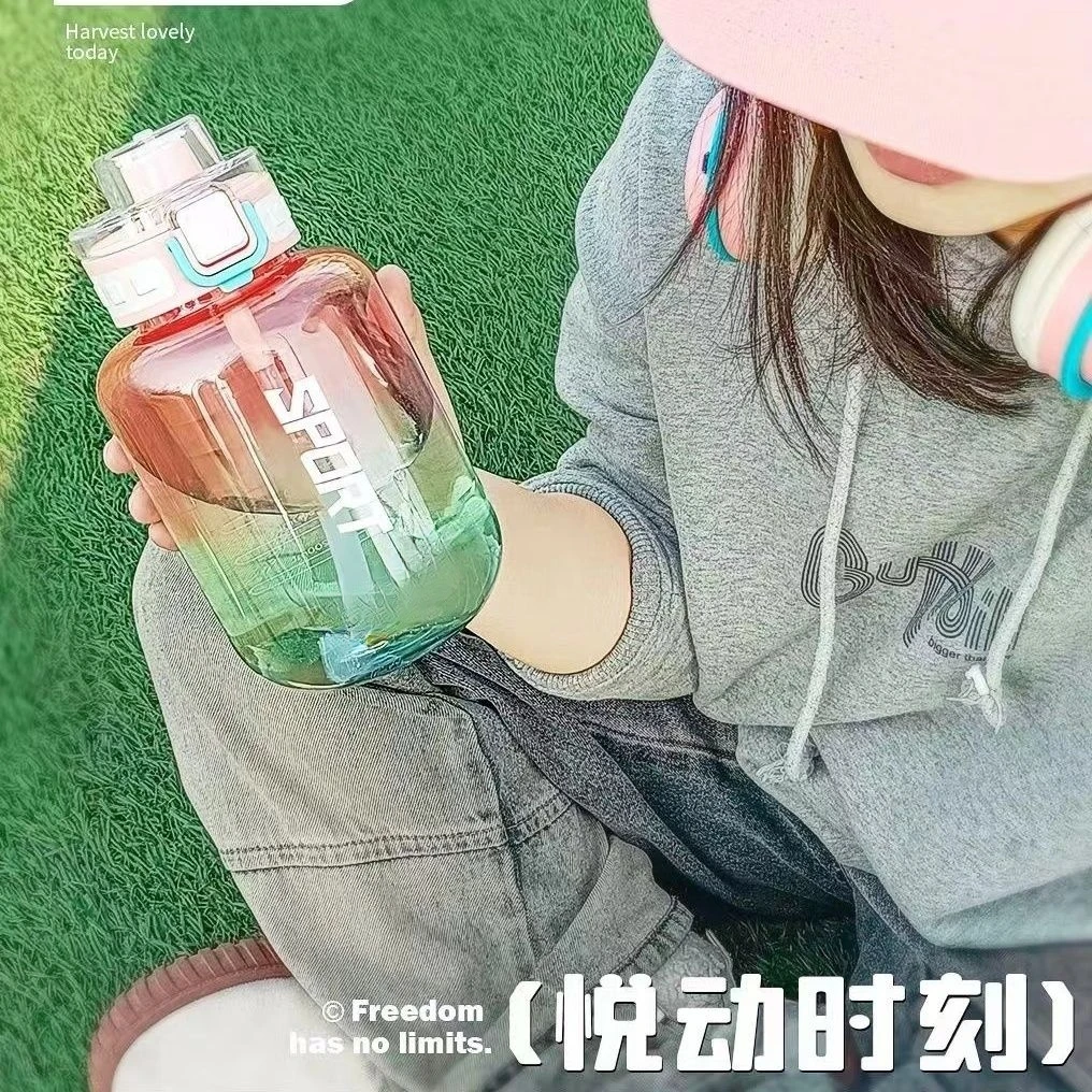 水杯男女学生便携耐高温吨吨桶运动健身太空杯茶水分离水杯大容量