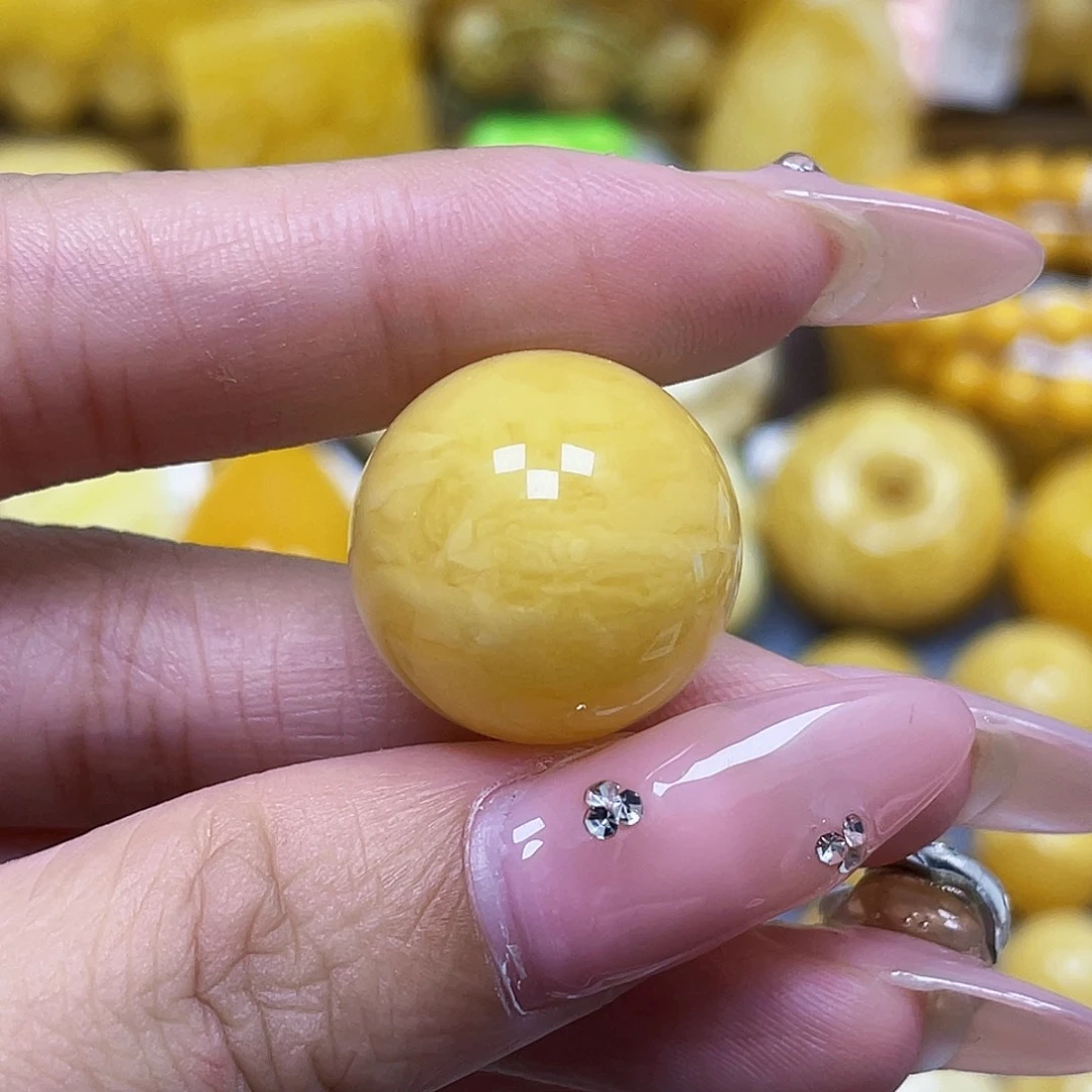 蜜蜡未镶嵌裸石19.7mm瑕