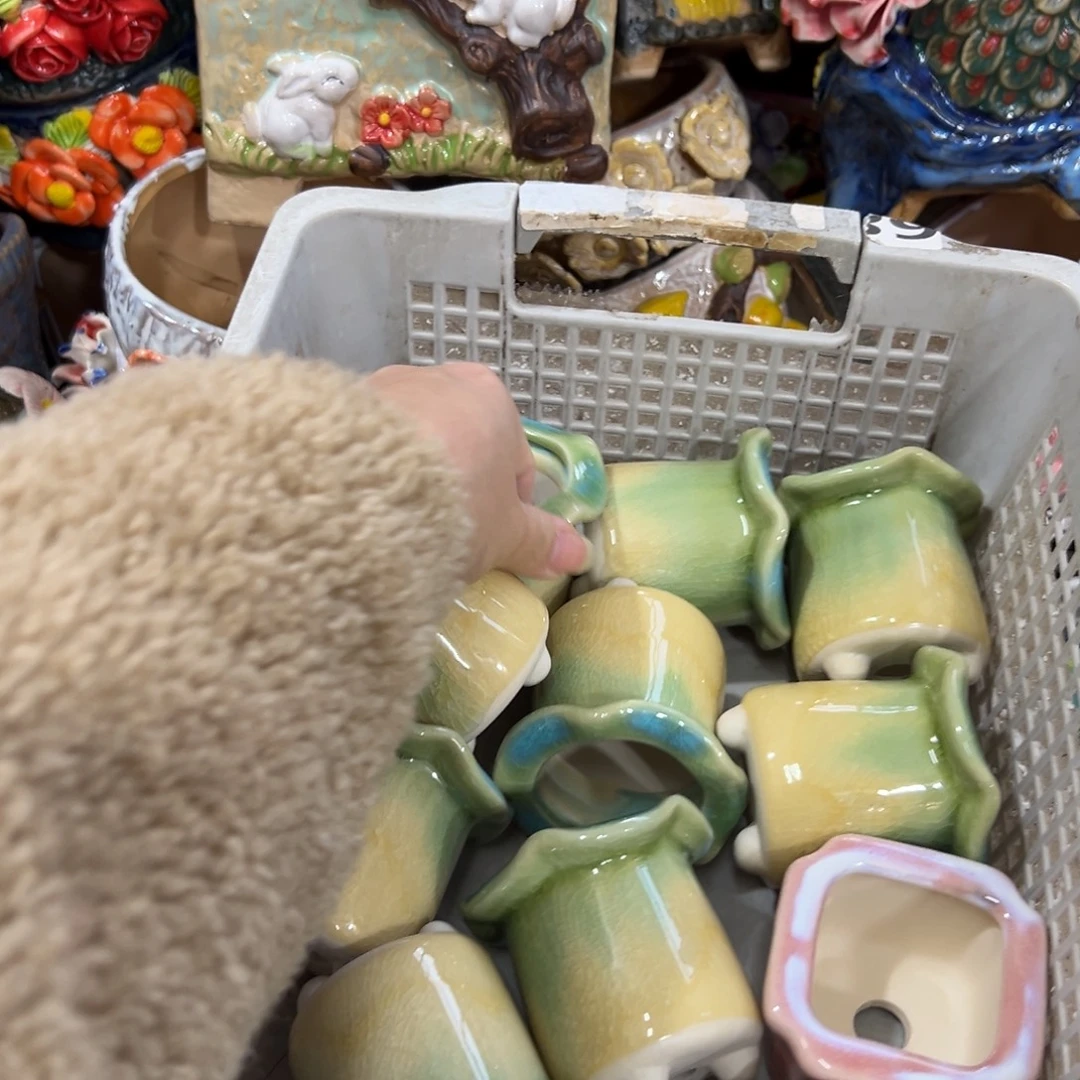 1513 花盆拍满20元发货，退款拉黑