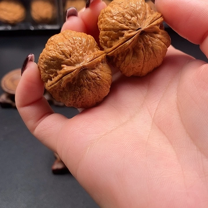 文玩核桃吊坠玉甲金蟾