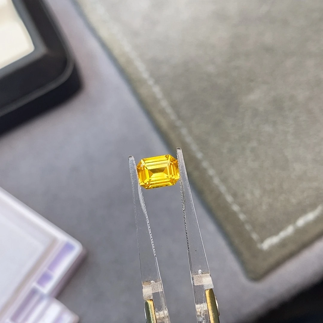 彩色蓝宝石裸石1.6ct