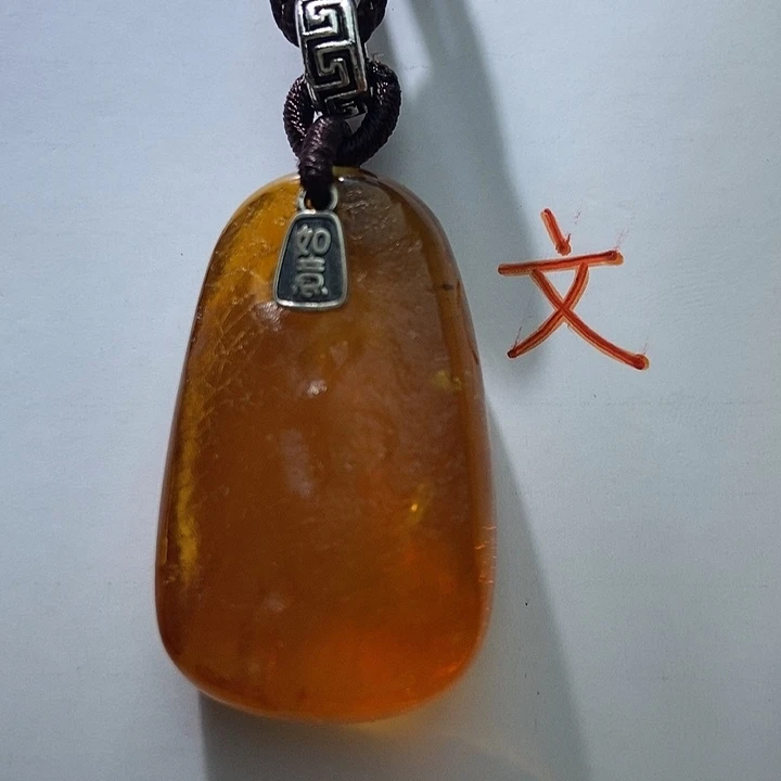 琥珀未镶嵌珠宝奇石15