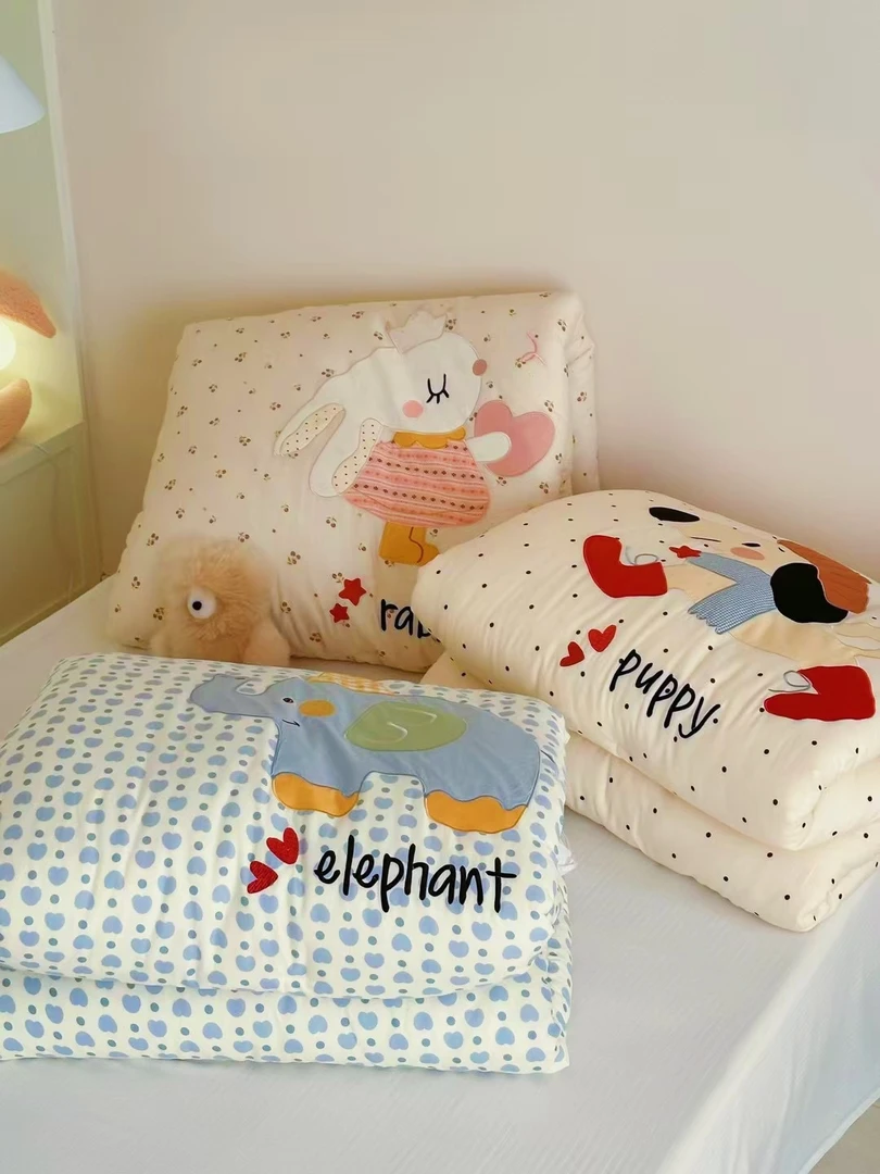 【专柜款豆豆被】正面100%全棉双层纱反面高克重豆豆绒秋冬被贴布绣