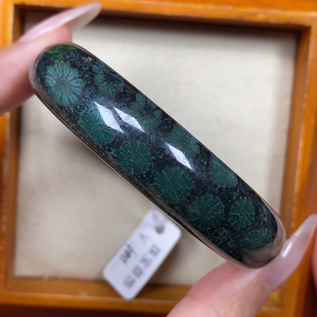 硅化珊瑚（珊瑚玉）手镯未镶嵌53.6圈口