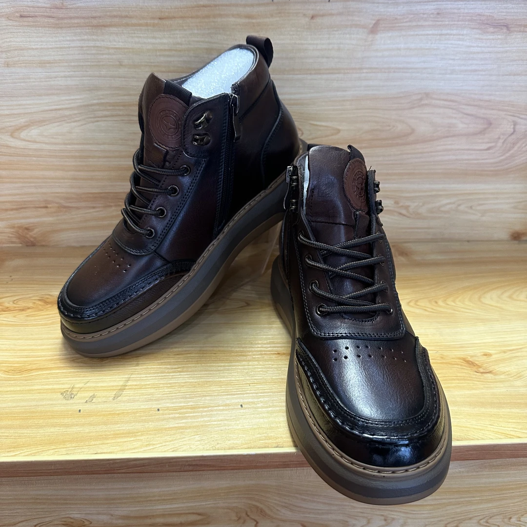 是冬季款加厚真皮鞋