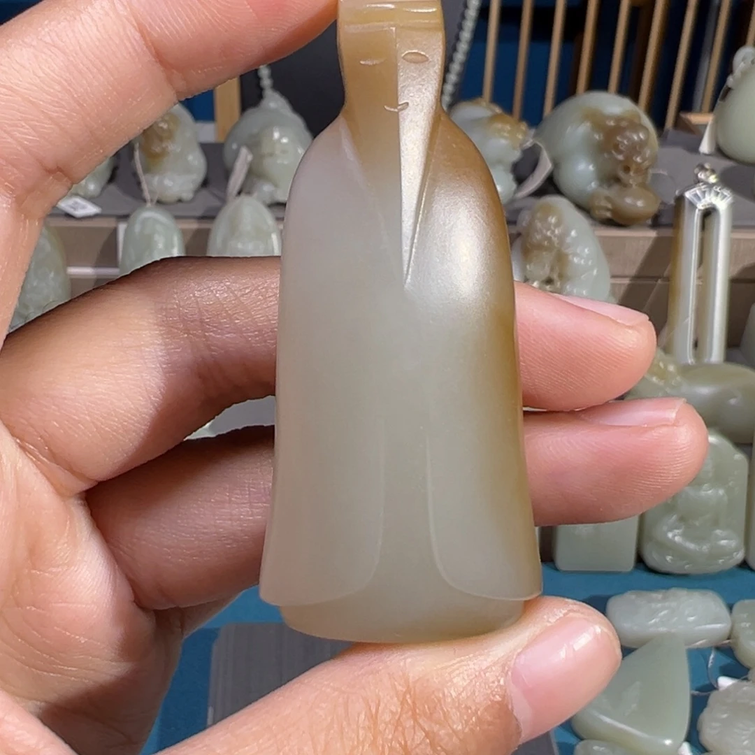 和田玉（糖玉）未镶嵌颈饰