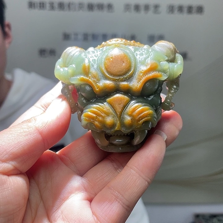 和田玉未镶嵌把件
