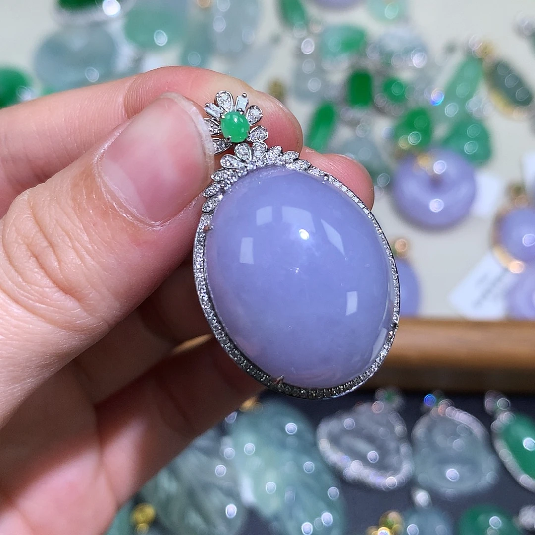 翡翠未镶嵌颈饰蛋面